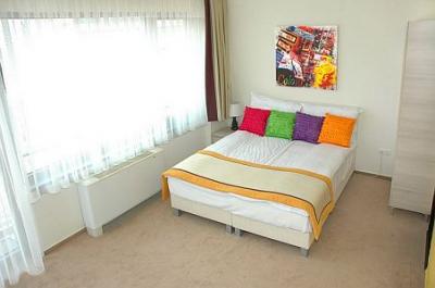 Hotel Broadway - elegant apartment hotel in the Pest Broadway in Budapest - Hotel Broadway Budapest - apartment hotel Broadway in the downtown of Budapest at discountes prices