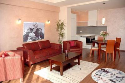 Apartments in Budapest in the elegant 4-star Broadway Hotel - Hotel Broadway Budapest - apartment hotel Broadway in the downtown of Budapest at discountes prices