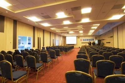 Europa Hotels Congress Center - Superior - apartments in Budapest - 4 star aparthotel Budapest - Budapest - Hungary - Congress center section room - Congress center - Section room - Europa Hotels Congress Center Budapest - 4 star superior Aparthotel Europa