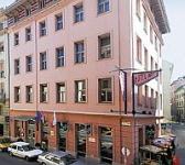 The Three Corners Art Hotel in the city centre near to the shopping street and city hall  The Three Corners Hotel Art Budapest - hotel near to the Vaci street - 