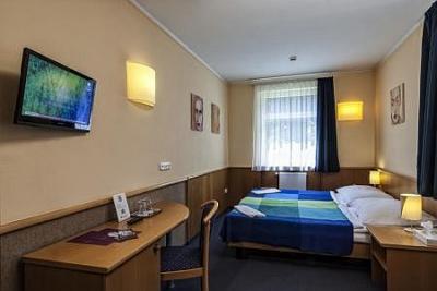 Budapest Business Hotel Jagello with comfortably furnished double room  Double room - Hotel Jagello*** Budapest - hotel in the city centre 