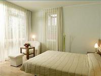 Holiday Beach Hotel in Budapest at discount price for a wellness weekend
