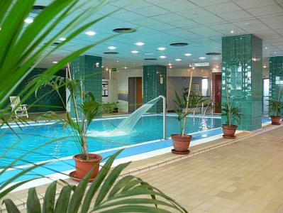Danubius Hotel Arena - renovated hotel at Stadionok metro station with wellness department - Hotel Arena**** Budapest - discount wellness hotel close to Budapest Fair and Stadinok metro station
