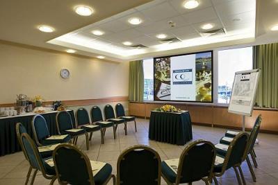 Conference and event rooms in Budapest, in the 4-star Hotel Arena - Hotel Arena**** Budapest - discount wellness hotel close to Budapest Fair and Stadinok metro station