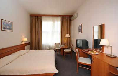 Cheap hotel in Budapest, available rooms, Hotel Platanus Budapest - Hotel Platanus Budapest - Hunguest Hotel Platanus - 3 star hotel in Budapest
