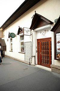 Pension Bibi near the Moszkva square, in the heart of Buda - Bibi Pension** Budapest - cheap pension in Budapest near Moszkva square